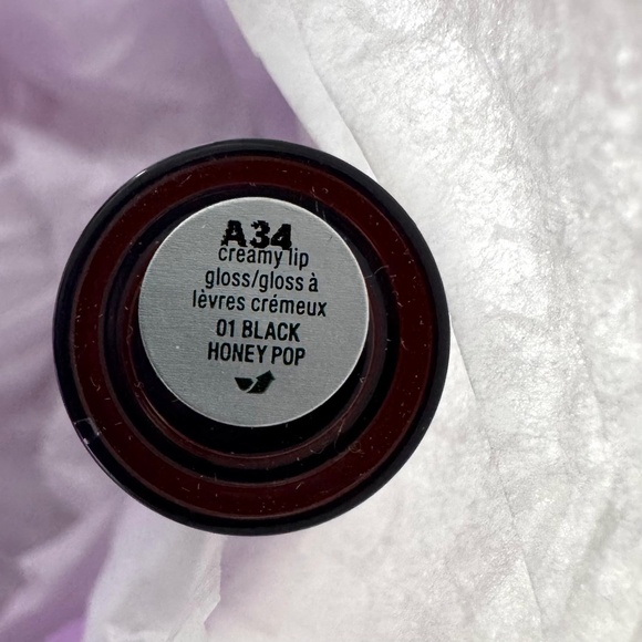 Clinique Black Honey Pop Plush™ Creamy Lip Gloss (3.4 ml) - Picture 3 of 6